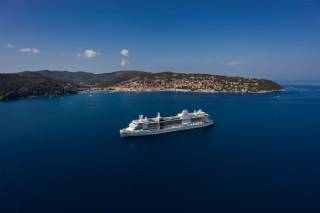  Classic Cruises